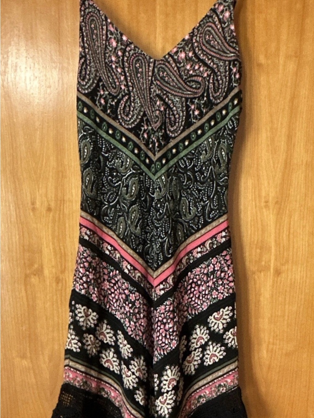 Crystal Doll Black Pink Green Paisley V-Neck Spaghetti Strap Midi Dress S